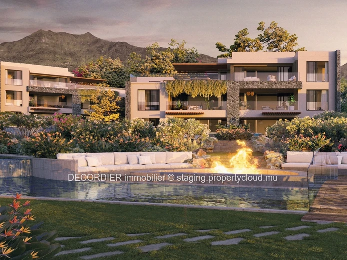 Vue mer, Penthouse de prestige, pieds dans l'eau, accessibles aux acheteurs étrangers.