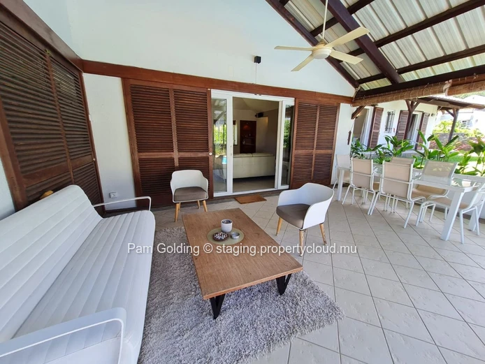 Luxurious Oasis in Prestigious Estate