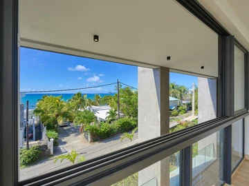 4 Bedroom Apartment