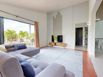 7 Bedroom Apartment