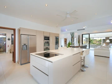 4 Bedroom Villa