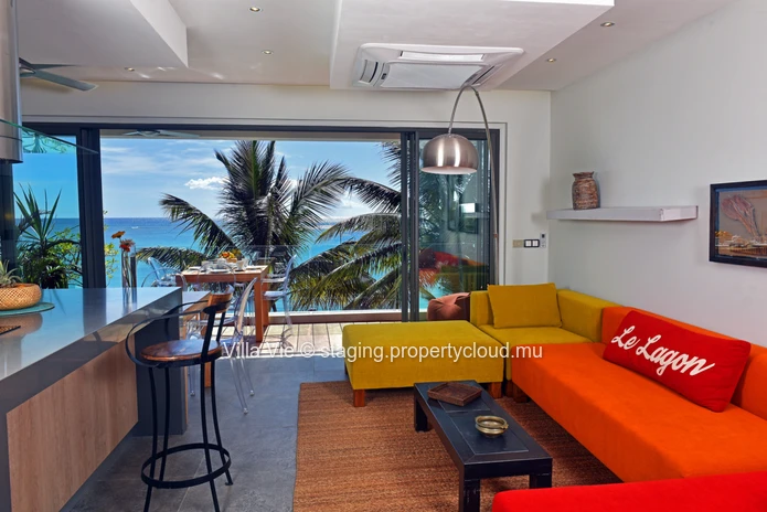 Péreybère - Appartement lumineux de 2 chambres avec piscine commune.